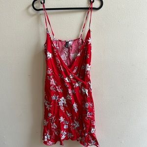 Red floral wrap around top size 4 DIVIDED